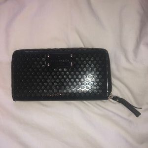 BLACK KATE SPADE CONTINENTAL WALLET